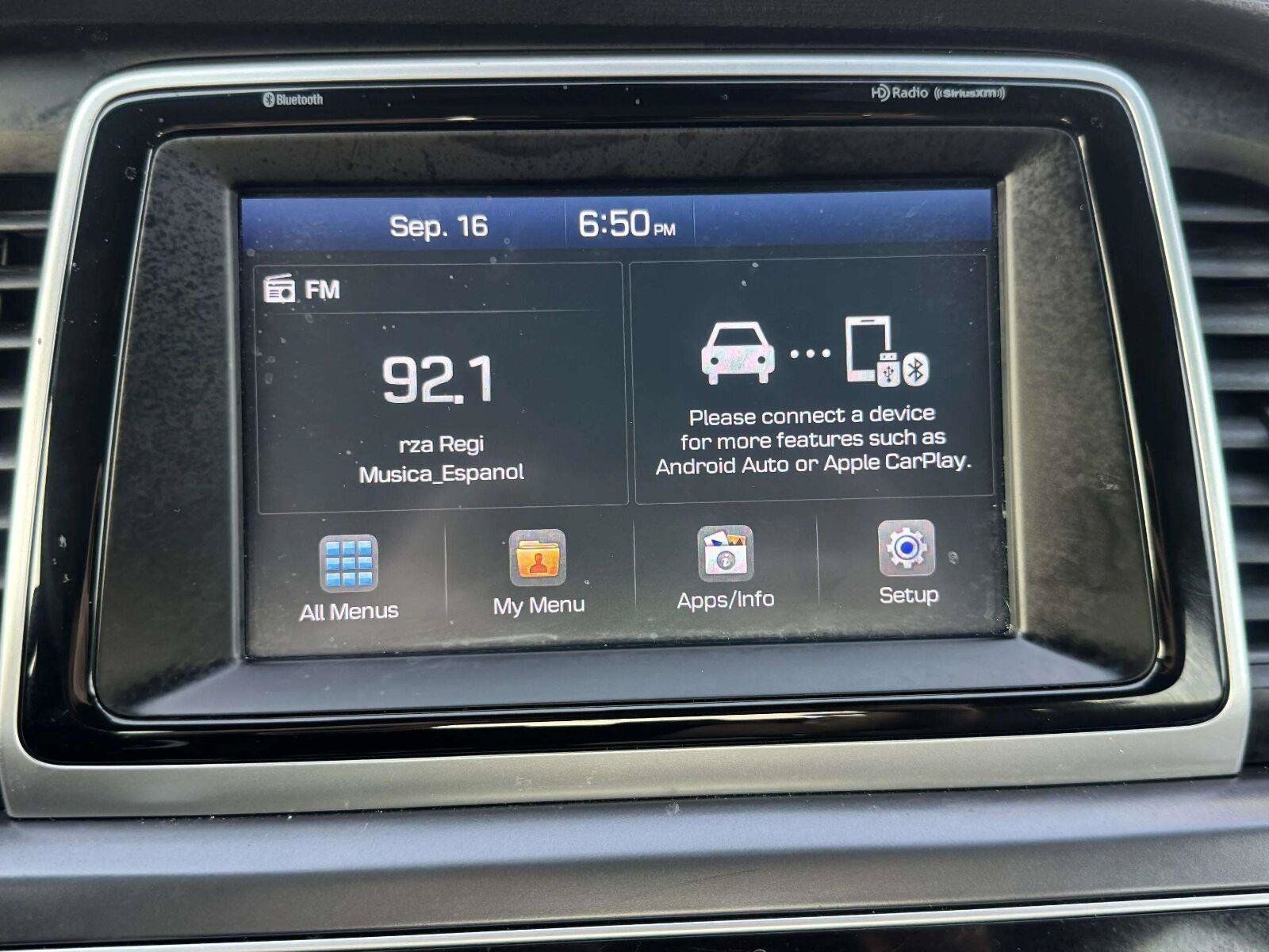 Used 2018 Hyundai Sonata Limited w/ Cargo Package FWD image 23