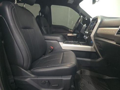 Used 2022 Ford F250 Lariat w/ Tremor Off-Road Package AWD/4WD image 5