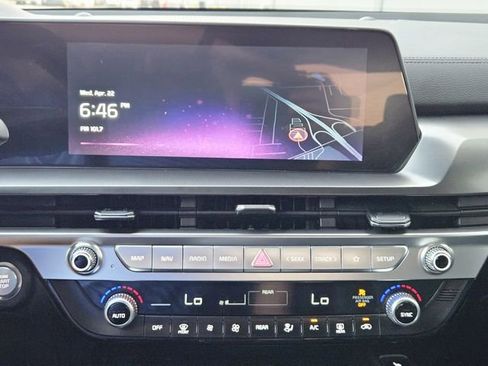Used 2025 Kia Telluride S FWD image 22