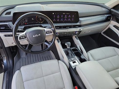 Certified 2023 Kia Telluride SX image 18