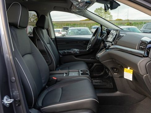 New 2026 Honda Odyssey Elite image 16