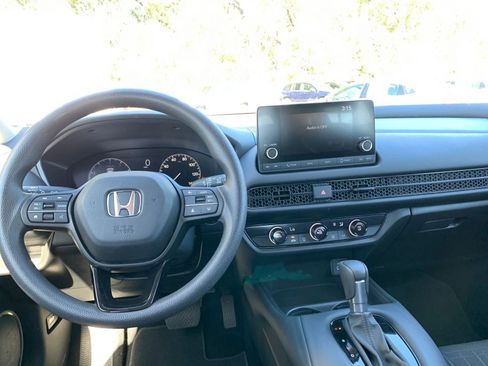 Used 2025 Honda HR-V LX image 31
