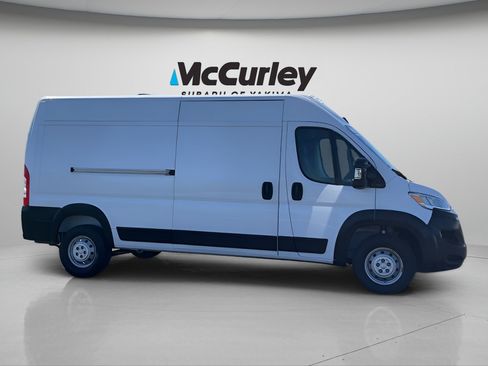 Used 2023 RAM ProMaster 2500 FWD image 4
