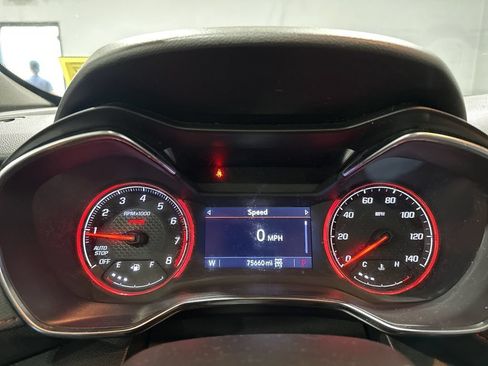 Used 2021 Chevrolet TrailBlazer RS w/ Sun and Liftgate Package AWD/4WD image 9
