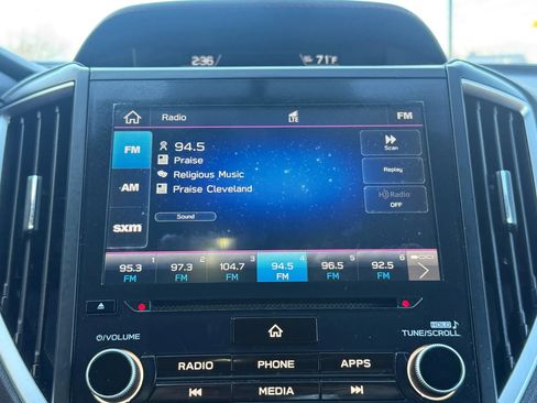 Used 2022 Subaru Impreza 2.0i Sport image 32