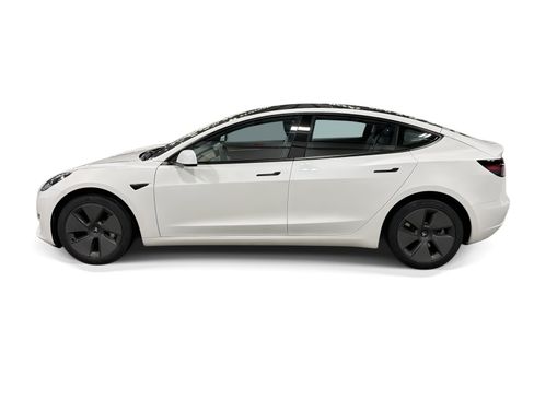 Certified 2023 Tesla Model 3 Standard Range RWD image 3