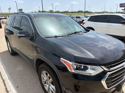 Used 2020 Chevrolet Traverse LT AWD/4WD image 6