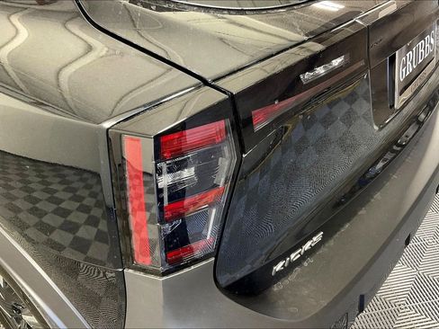 New 2026 Nissan Kicks SV w/ SV Premium Package image 38