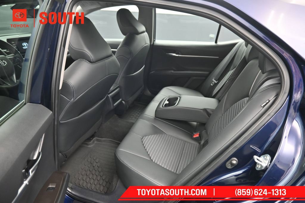 Used 2021 Toyota Camry SE FWD image 10