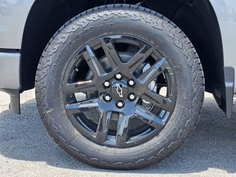 New 2026 Chevrolet Silverado 1500 Custom w/ Turbomax Blackout Package RWD image 7