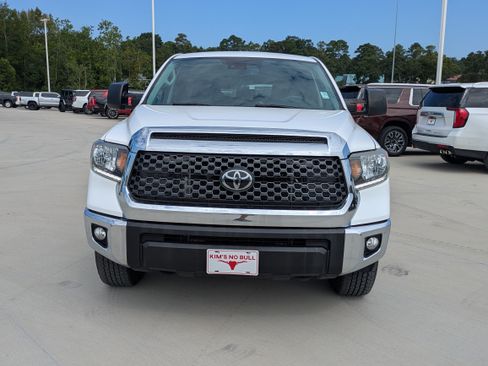 Used 2021 Toyota Tundra SR5 AWD/4WD image 9