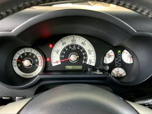 Used 2007 Toyota FJ Cruiser 2WD image 25