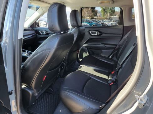 Used 2022 Jeep Compass Trailhawk w/ Trailhawk Convenience Group image 13