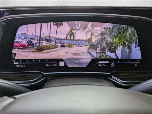 Used 2023 Cadillac Escalade Premium Luxury image 10