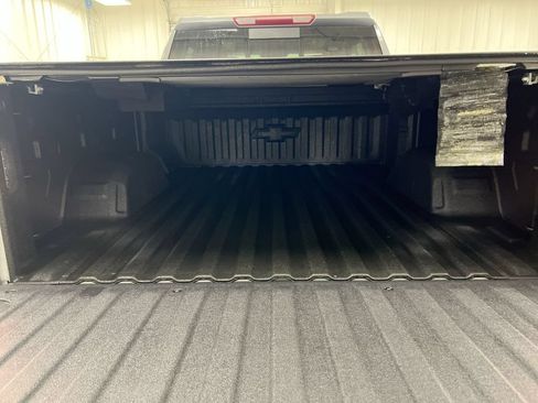Used 2022 Chevrolet Silverado 1500 LTZ w/ LTZ Convenience Package II AWD/4WD image 25