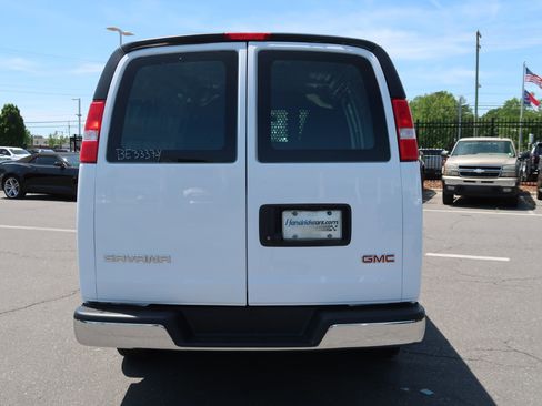 Used 2024 GMC Savana 2500 w/ Driver Convenience Package RWD image 10
