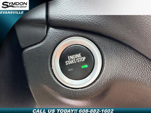 Used 2021 Chevrolet Equinox LT image 19