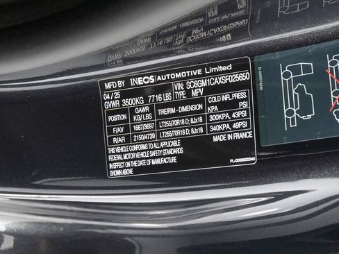 New 2025 INEOS Grenadier Fieldmaster Edition AWD/4WD image 42