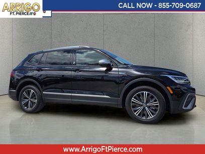 Used 2024 Volkswagen Tiguan SE