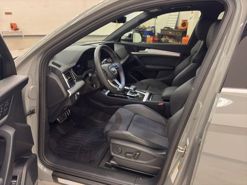 Used 2021 Audi SQ5 Prestige image 13