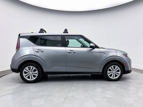 Certified 2023 Kia Soul LX image 29