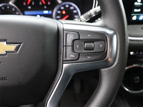 Used 2025 Chevrolet Blazer LT image 28