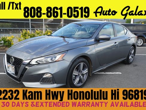 Used 2022 Nissan Altima 2.5 SV w/ SV Premium Package image 1