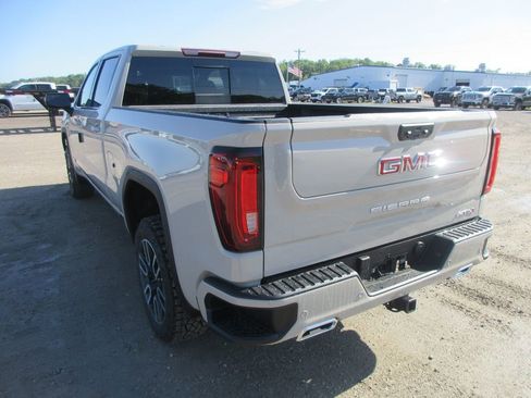 New 2026 GMC Sierra 1500 AT4 w/ AT4 Premium Package AWD/4WD image 9