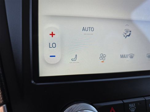 Certified 2024 Ford Edge SEL image 18