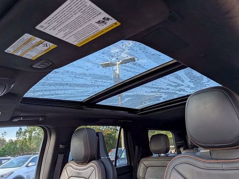 Used 2023 Lincoln Navigator Black Label AWD/4WD image 22