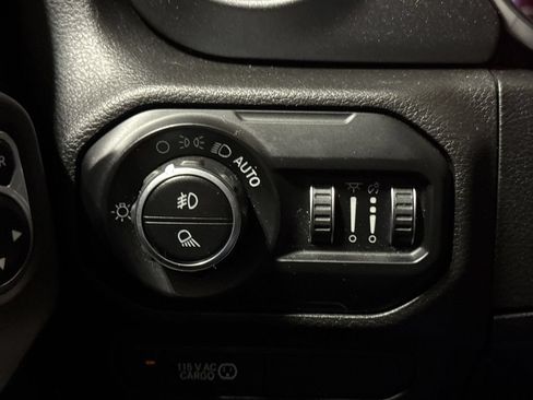 Used 2020 Jeep Gladiator Mojave w/ Dual Top Group AWD/4WD image 19