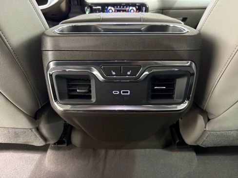 New 2026 GMC Sierra 1500 SLT w/ SLT Premium Package AWD/4WD image 27