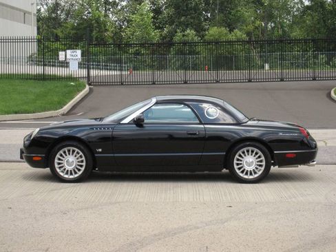 Used 2002 Ford Thunderbird image 6