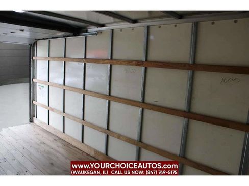 Used 2014 Ford E-350 and Econoline 350 Super Duty image 23