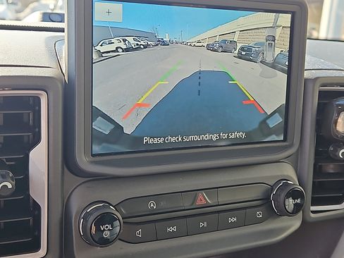 Used 2024 Ford Bronco Sport Outer Banks w/ Tech Package image 18