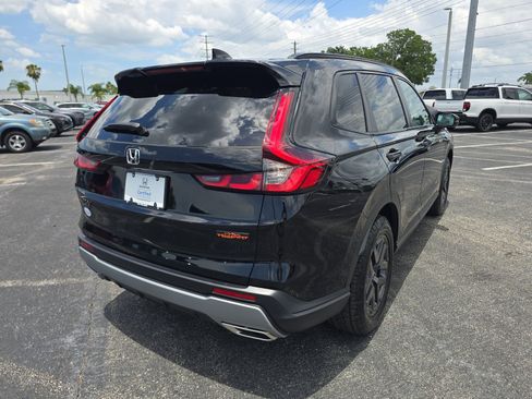 Used 2026 Honda CR-V TrailSport image 3