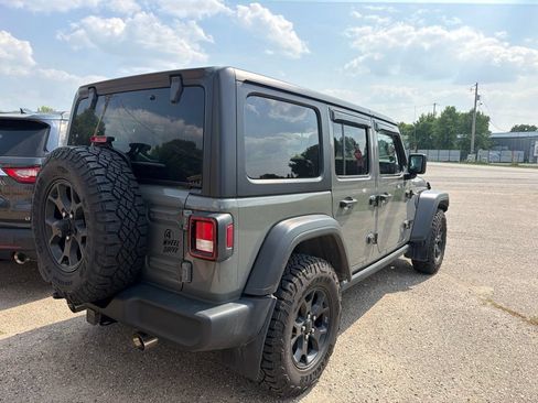 Used 2022 Jeep Wrangler Unlimited Sport AWD/4WD image 5