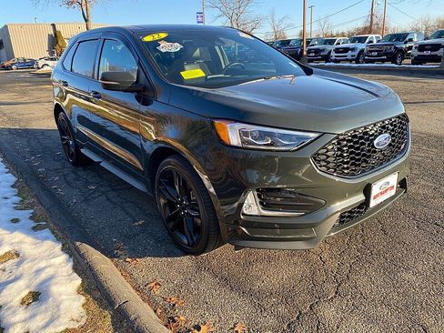 Used 2022 Ford Edge ST w/ Equipment Group 401A image 3