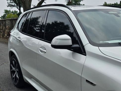 Used 2023 BMW X5 xDrive45e w/ Executive Package AWD/4WD image 19