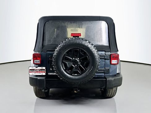 Used 2016 Jeep Wrangler Sport image 6