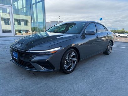 Certified 2025 Hyundai Elantra Limited