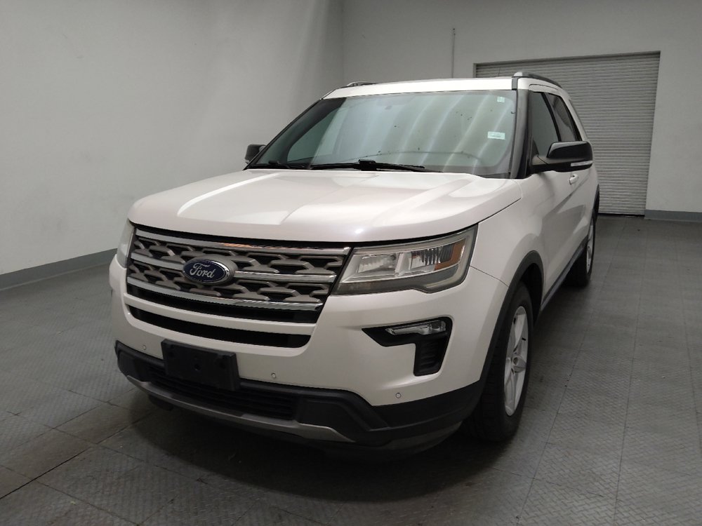 Used 2018 Ford Explorer XLT w/ Equipment Group 202A FWD image 15
