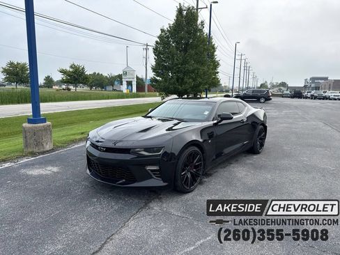 Used 2016 Chevrolet Camaro SS RWD image 1