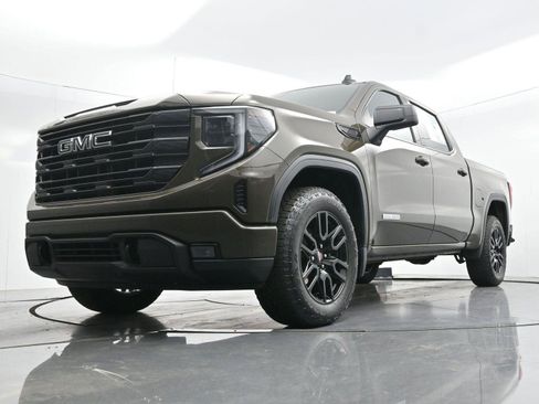 Used 2023 GMC Sierra 1500 Elevation AWD/4WD image 41