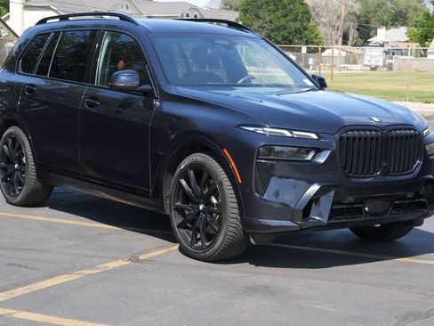 Used 2024 BMW X7 xDrive40i w/ Executive Package AWD/4WD image 7