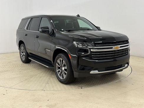 Used 2022 Chevrolet Tahoe LT w/ LT Signature Package AWD/4WD image 7