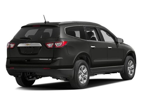 Used 2016 Chevrolet Traverse LS image 5
