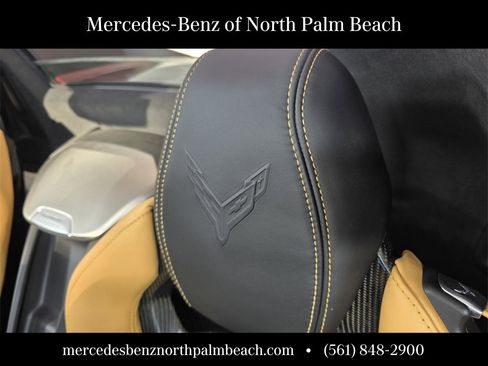 Used 2022 Chevrolet Corvette Stingray Premium Conv w/ Z51 Performance Package image 13