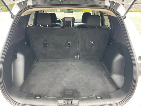Used 2020 Ford Escape SE AWD/4WD image 24