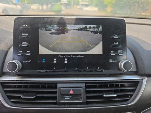 Used 2019 Honda Accord LX image 16